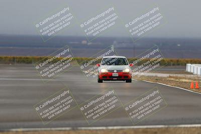 media/Nov-16-2025-CalClub SCCA (Sun) [[2975c16dfc]]/Group 1/Turn 1/